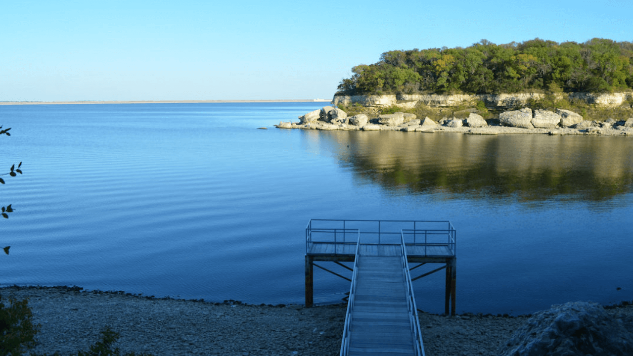 lake texoma should be capitalized